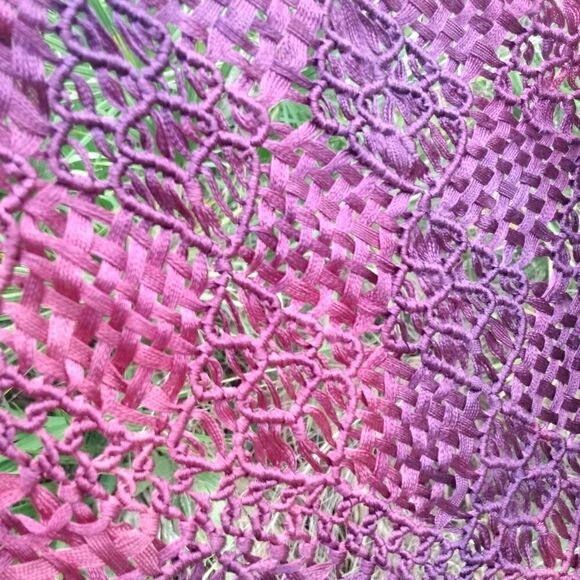 HANDMADE GORGEOUS Ombre Pink & Purple Knotted/Twisted/Weaved Wrap w/Long Fringe - Picture 7 of 10